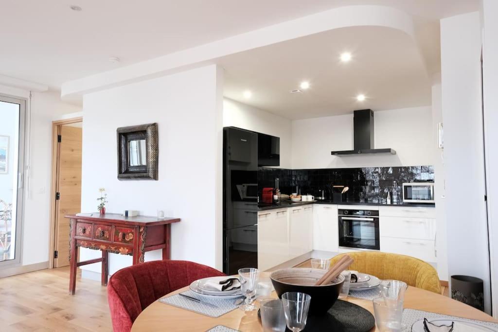 Le Joyau Des Parcs Classe 4 Etoiles Appartement Central Au Calme Avec Terrasse Vichy Exterior foto